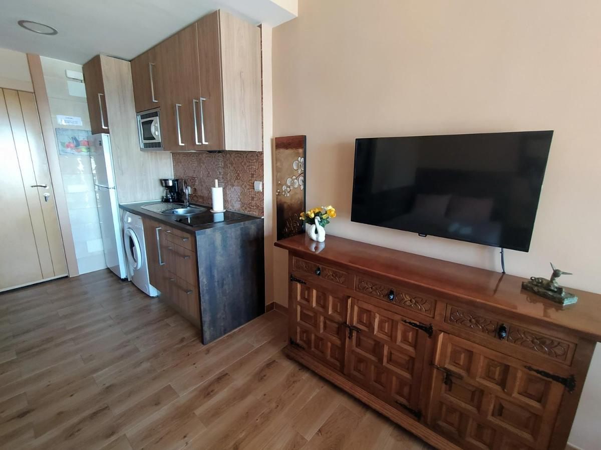 "Vive Benal Beach" Estudio 2501, Vistas Al Mar Y Parque Acuatico Беналмадена Екстериор снимка