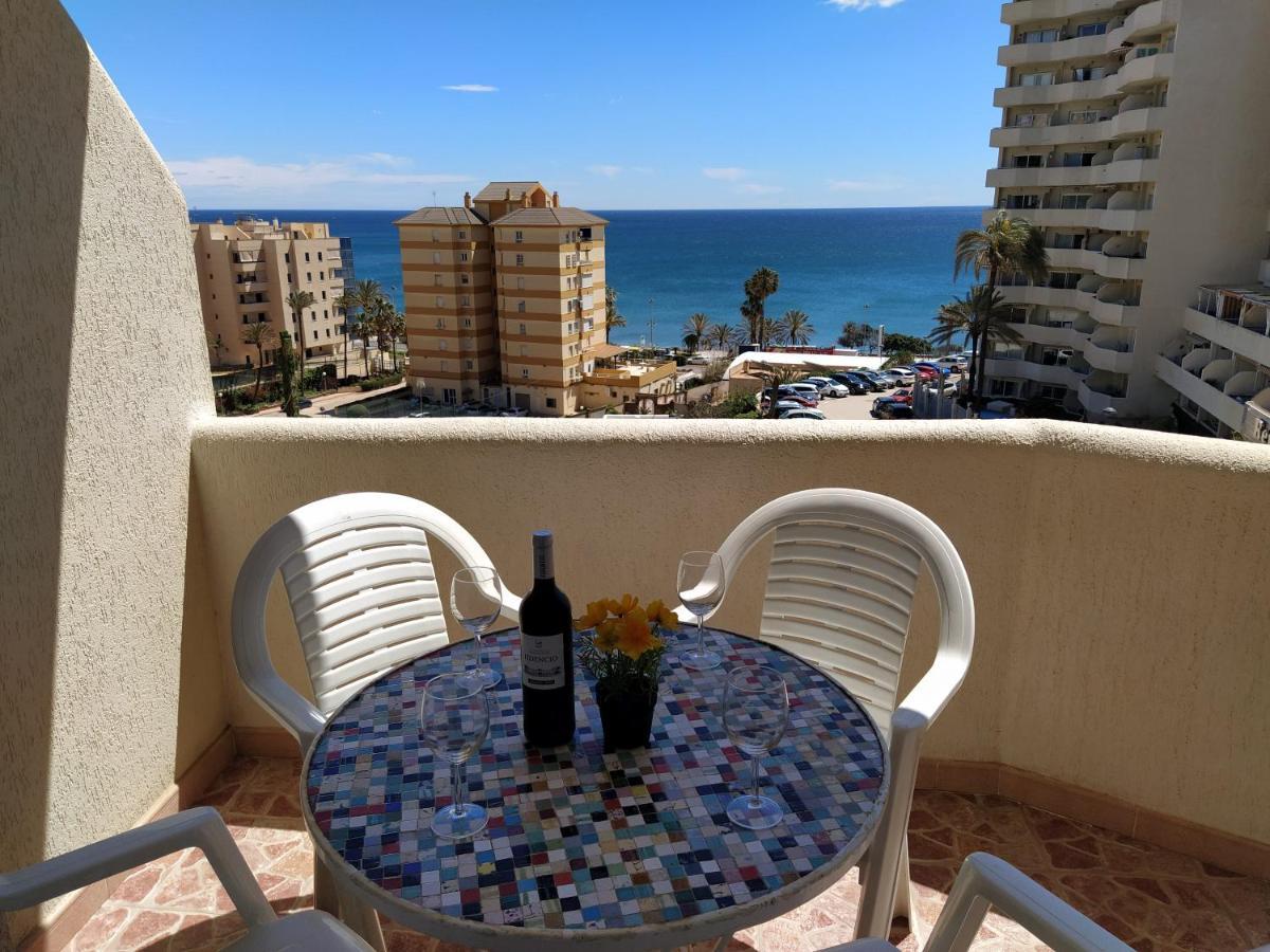 "Vive Benal Beach" Estudio 2501, Vistas Al Mar Y Parque Acuatico Беналмадена Екстериор снимка