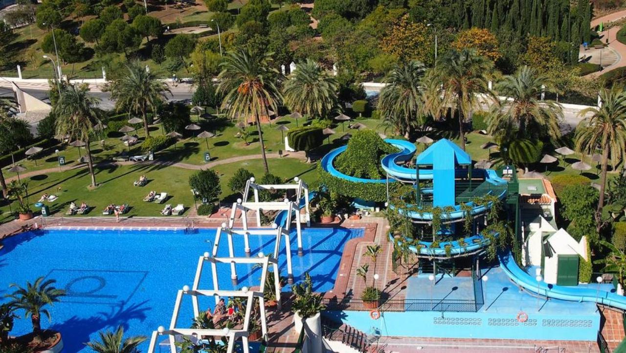 "Vive Benal Beach" Estudio 2501, Vistas Al Mar Y Parque Acuatico Беналмадена Екстериор снимка