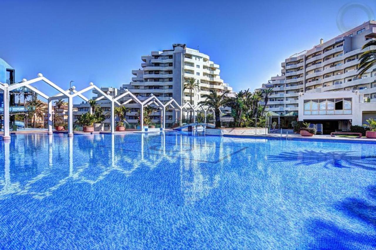 "Vive Benal Beach" Estudio 2501, Vistas Al Mar Y Parque Acuatico Беналмадена Екстериор снимка